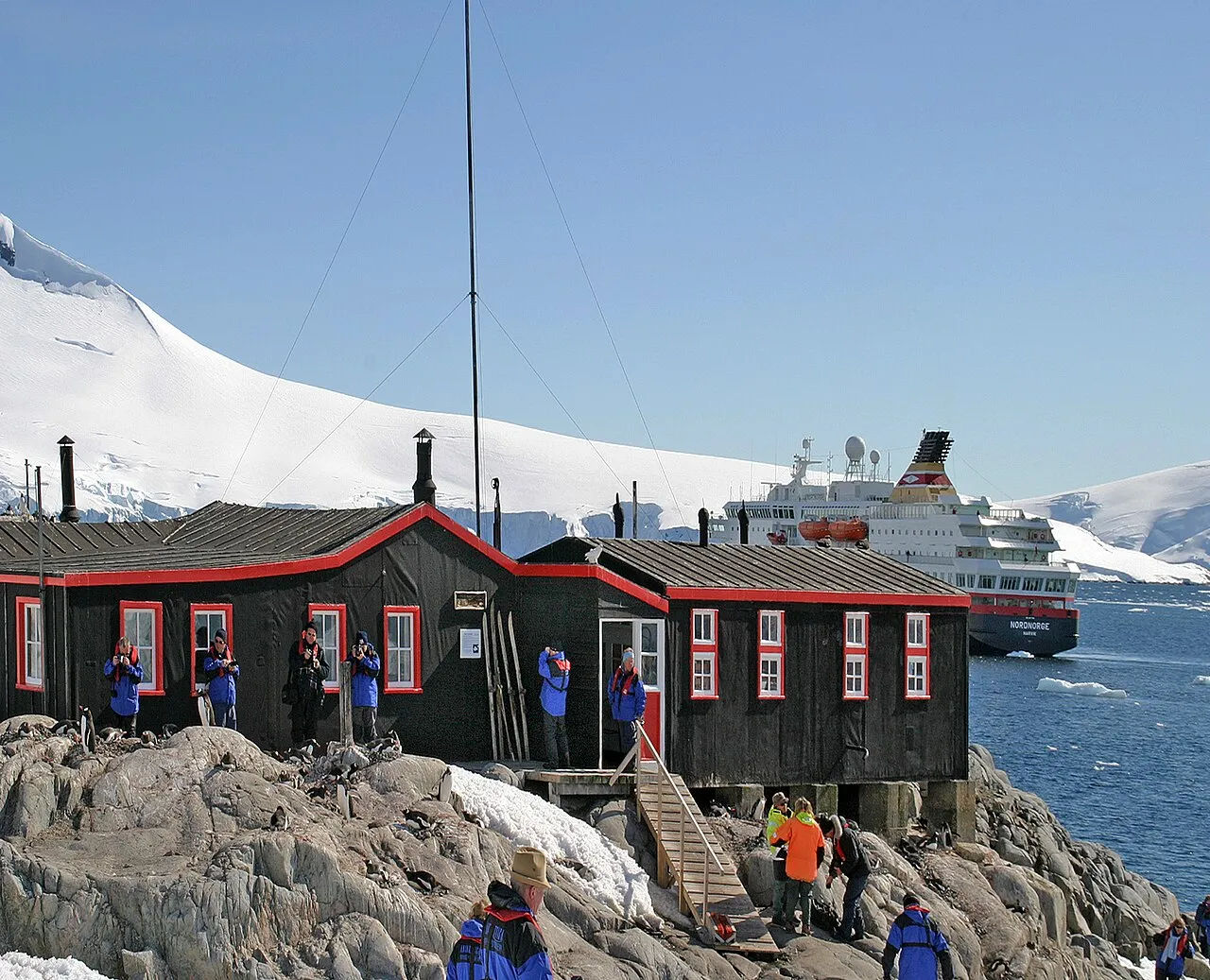 洛克罗伊港(Port Lockroy)